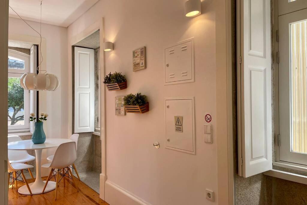 Santo Antonio Cozy Apartment Porto Exterior photo